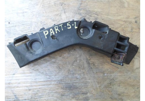 Направляюча переднього бампера ліва Peugeot, Citroen, (02-08), 9644734280.